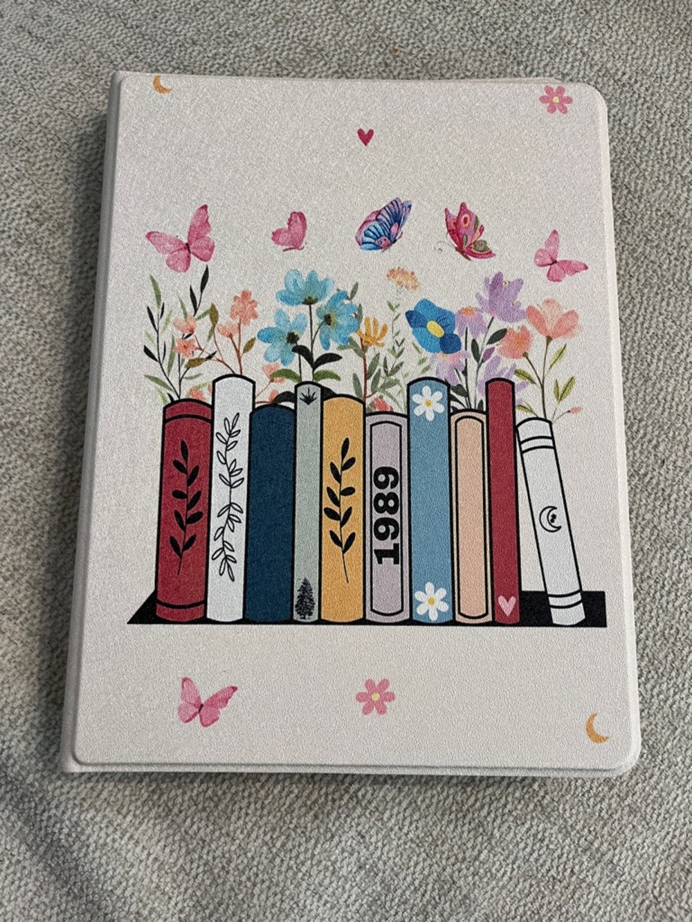 Floral Bookshelf Tablet Cover - White